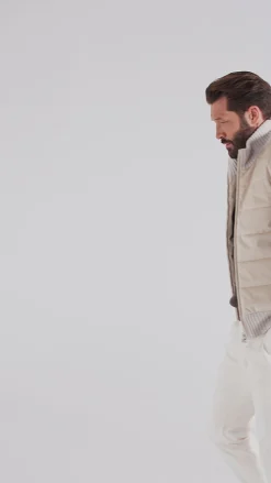 Gilet en alcantara sable - Made in Italy