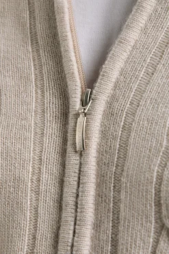 Gilet zippé intégral à maille torsadée beige – Made in Italy