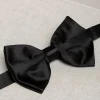 Nœud papillon noir pré-noué en soie - Made in Italy