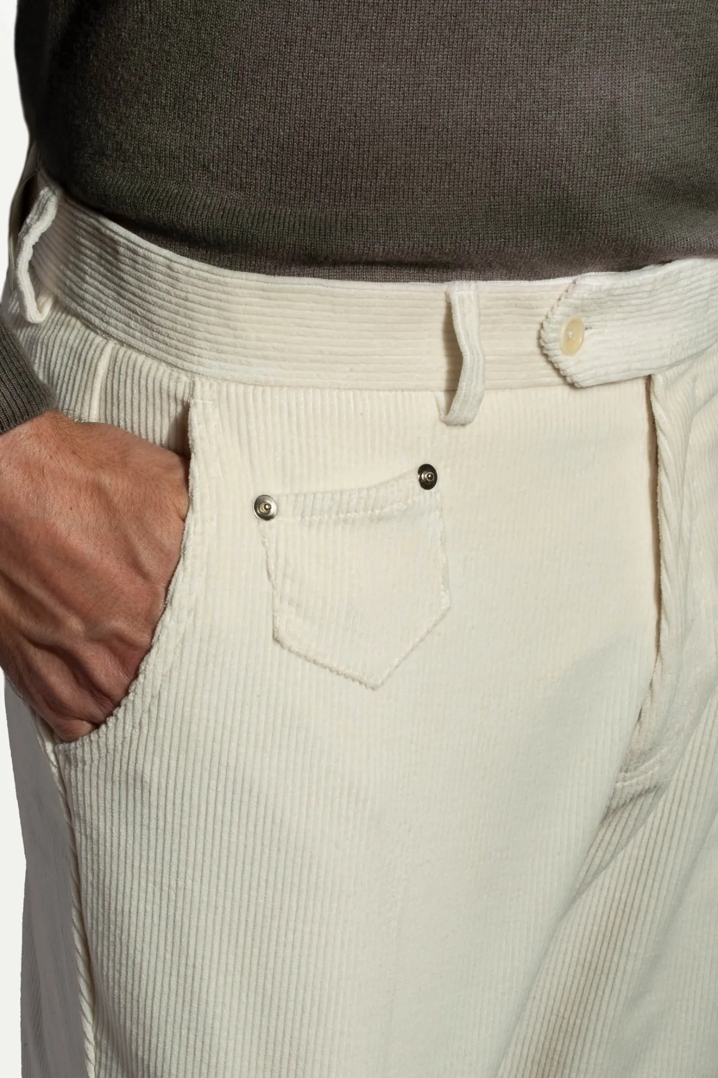 Pantalon Sirmione en velours côtelé Blanc cassé - Made in Italy