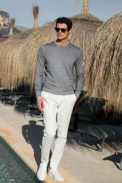 Pull col rond en cachemire ultraléger gris – Made in Italy
