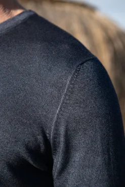 Pull col rond en cachemire ultraléger bleu – Made in Italy