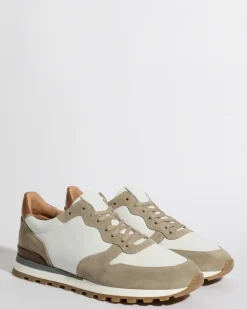 Runners en nubuck et daim taupe et blanc - Made in Italy