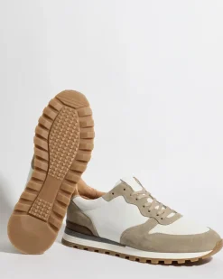 Runners en nubuck et daim taupe et blanc - Made in Italy