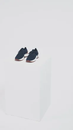 Sneakers bleu océan en maille - Made in Italy